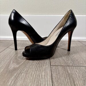 NWOB Charles David Black Peep-Toe Heels - Size 6 1/2 but fit like a 5 1/2